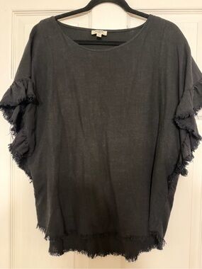 Umgee Black Fringed Sleeve Tunic